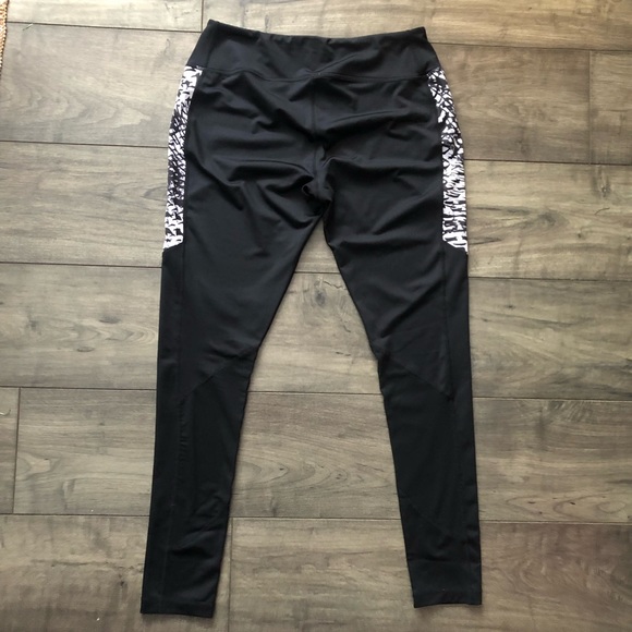 Zella leggings Large Sheer - Picture 5 of 6